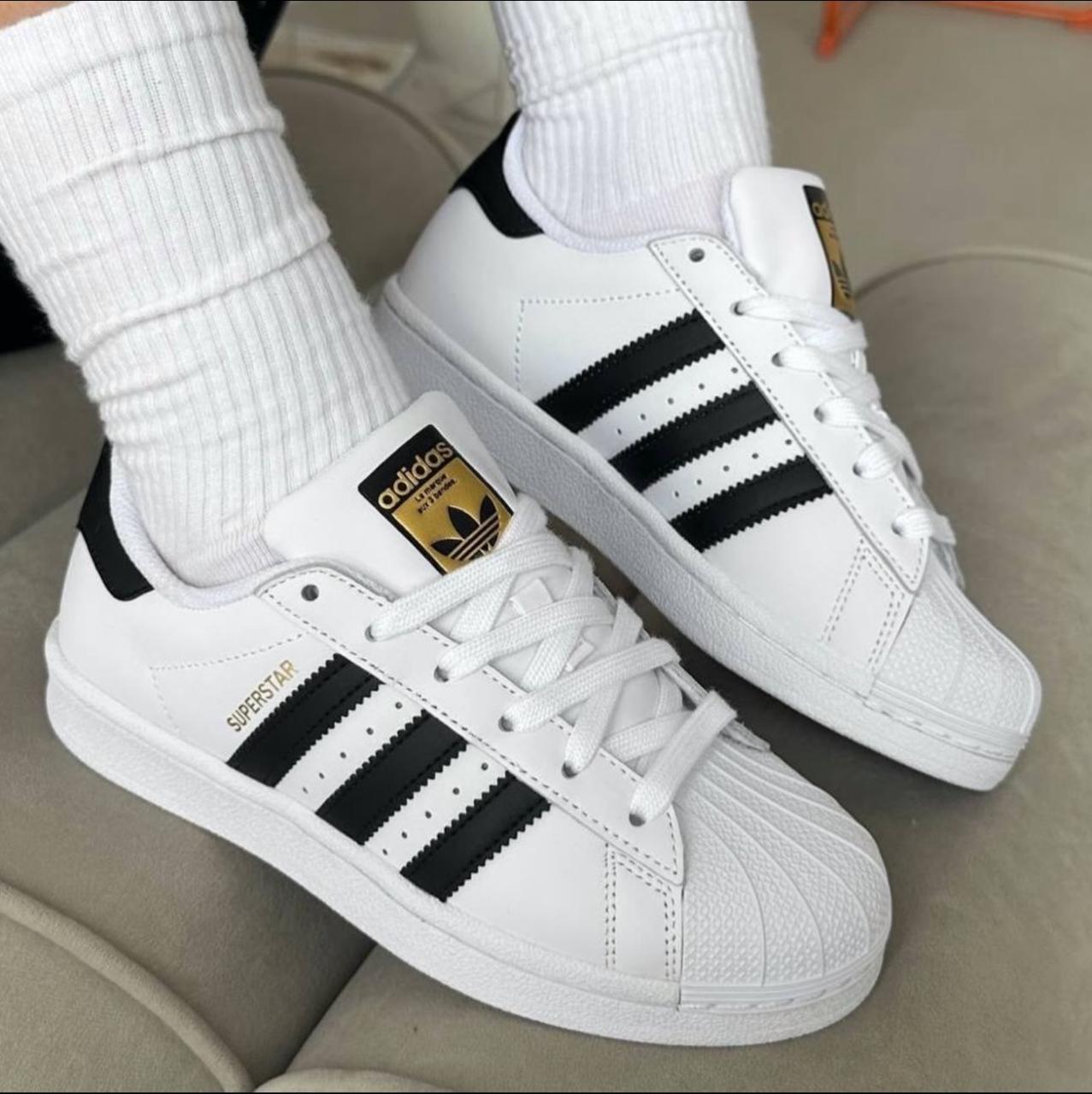 TENIS adidas super star